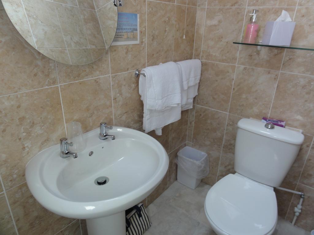 Membly Hall Hotel Falmouth Phòng bức ảnh